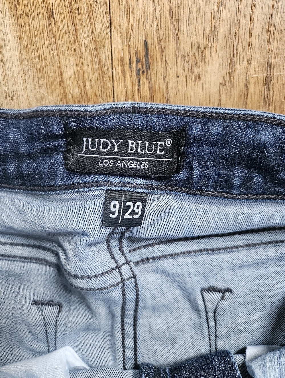 Judy Blue Skinny Jeans with Button-Fly Size 9/29 - Picture 5 of 7
